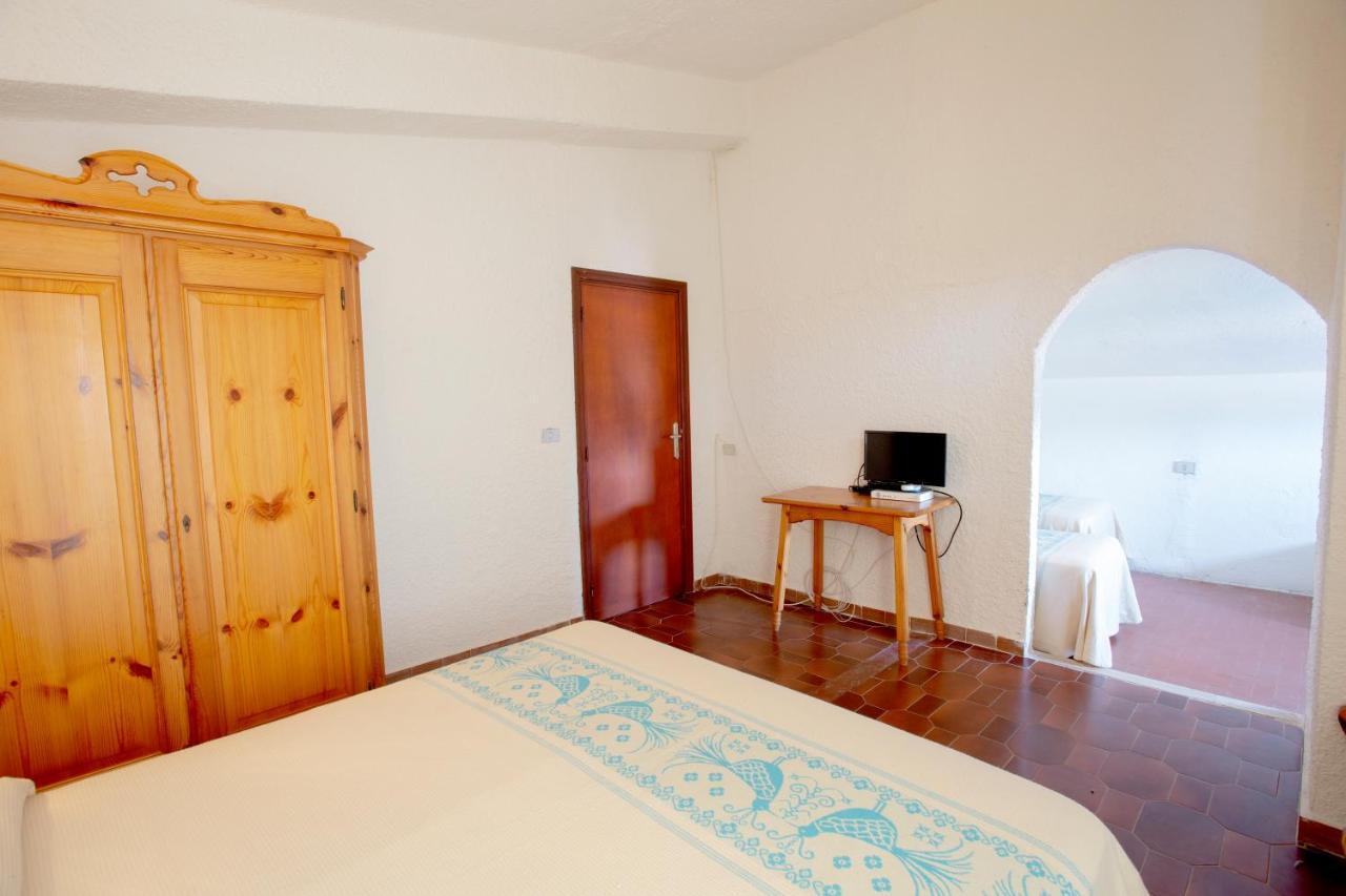 Hotel Al Faro 圣特奥多罗 外观 照片