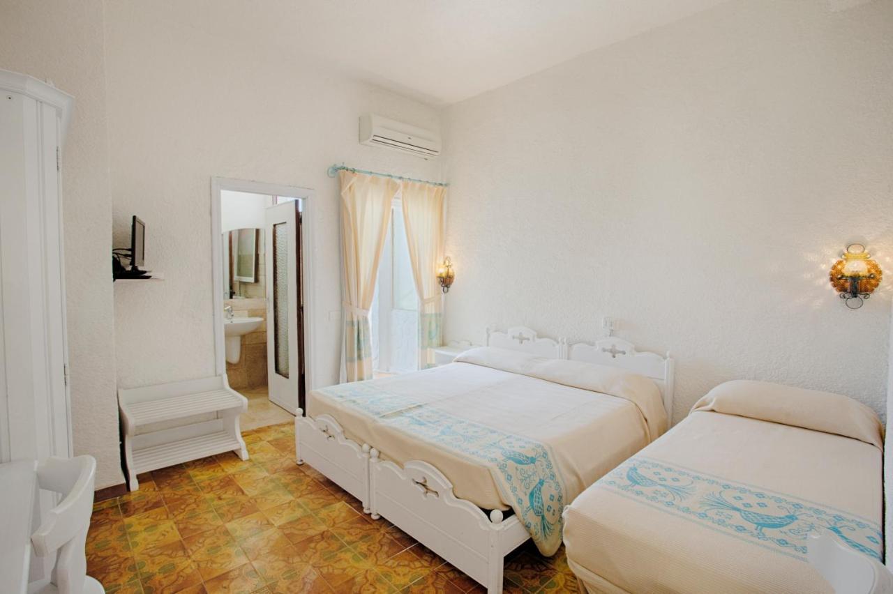 Hotel Al Faro 圣特奥多罗 外观 照片