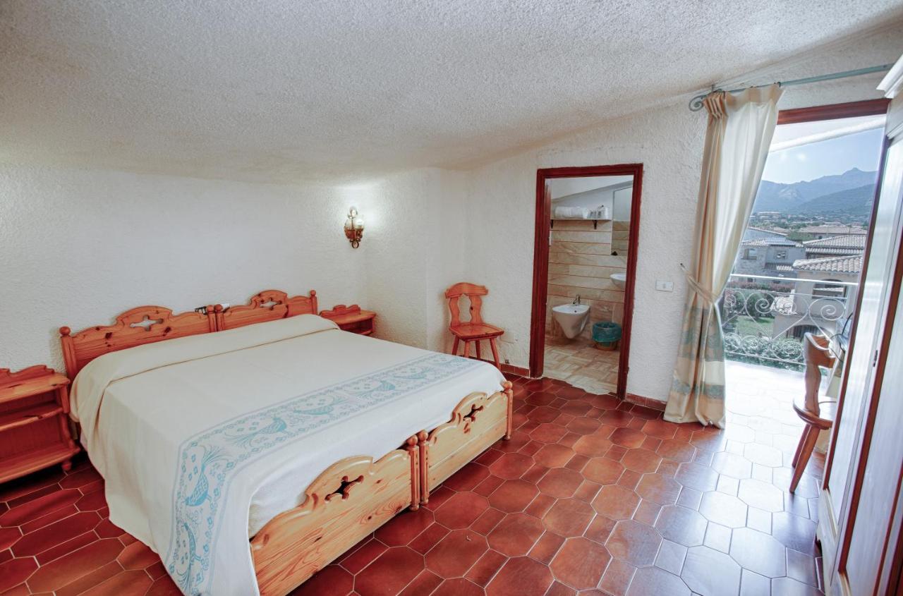 Hotel Al Faro 圣特奥多罗 外观 照片