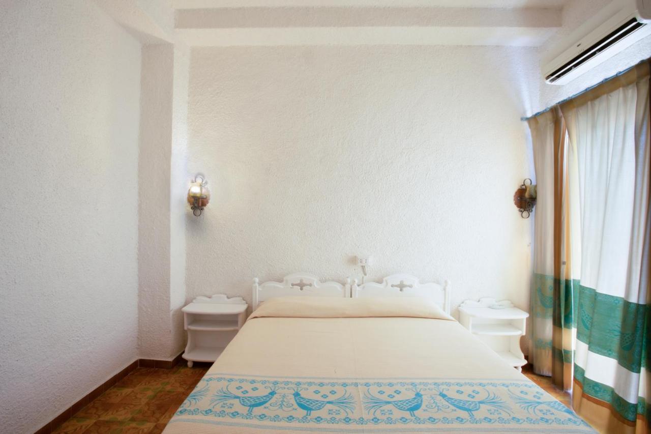 Hotel Al Faro 圣特奥多罗 外观 照片